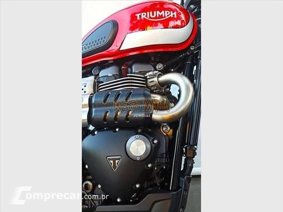 TRIUMPH STREET SCRAMBLER
