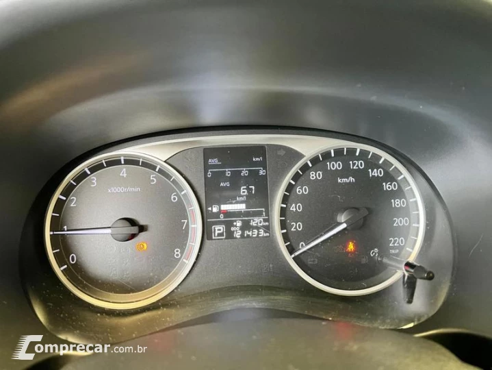 KICKS SV CVT 1.6 16V FLEX 5P AUT