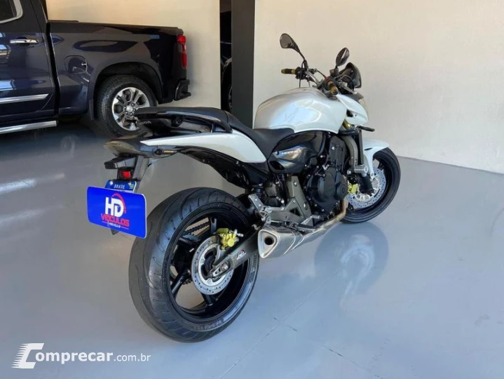 CB600F HORNET