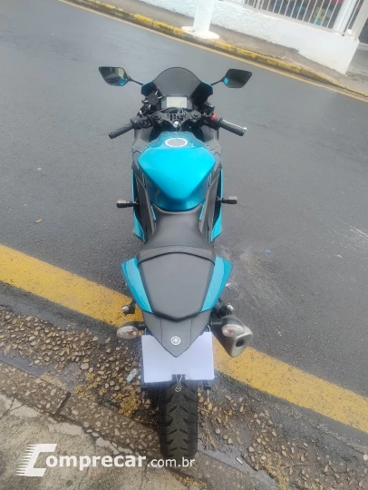 Yamaha r 3