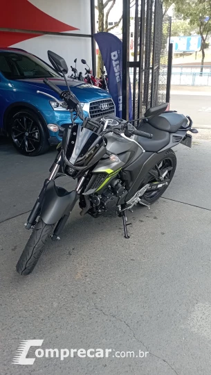 YAMAHA FZ25 FAZER