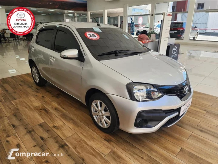 ETIOS 1.5 X PLUS 16V FLEX 4P AUTOMÁTICO
