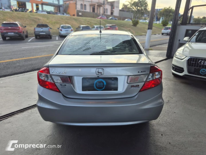 Civic Sedan LXR 2.0 Flexone 16V Aut. 4p
