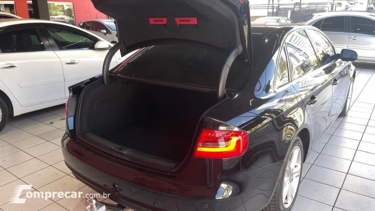 AUDI A4 1.8 TFSI AMBIENTE