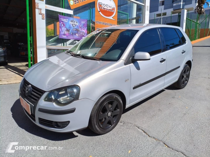 Polo Hatch 1.6 4P FLEX