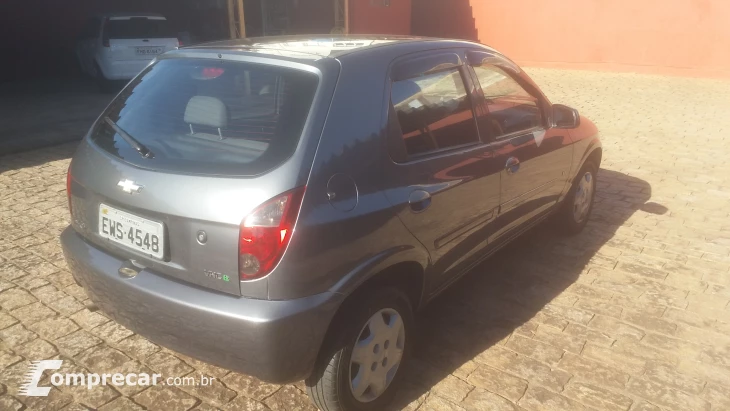 CELTA 1.0 MPFI LT 8V