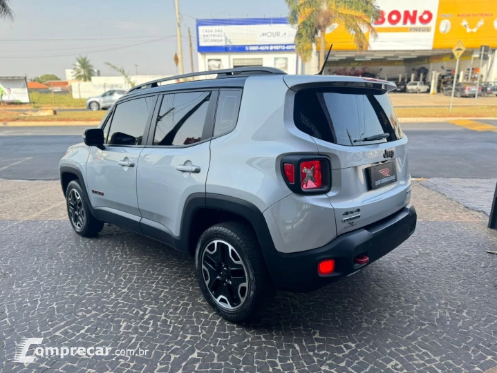 RENEGADE 2.0 16V TURBO DIESEL TRAILHAWK 4P 4X4 AUTOMÁTICO