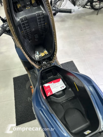 PCX 160 DLX ABS