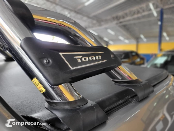 Toro Volcano 2.4 16V Flex Aut.