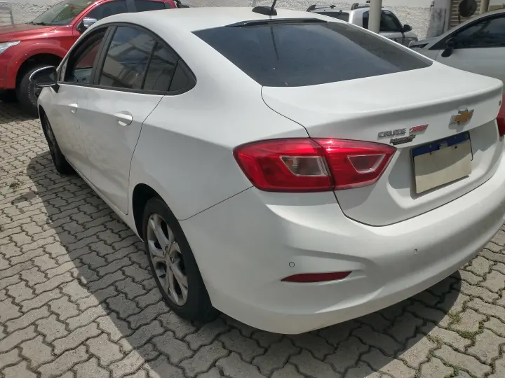 CRUZE 1.4 LT
