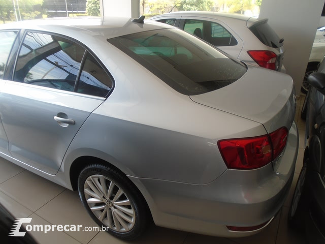 JETTA 2.0 TSI Highline 200cv