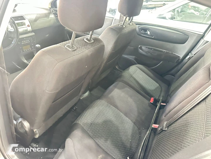 C4 2.0 Exclusive 16V Flex 4P Manual
