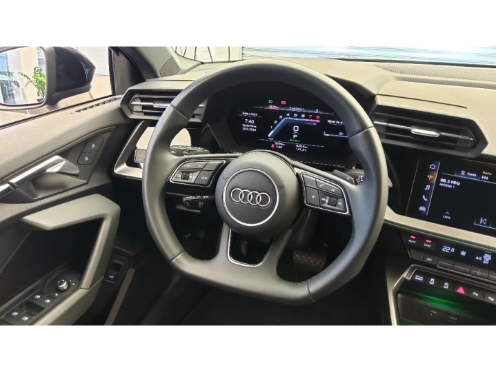 A3 2.0 40 TFSI MHEV SEDAN PERFORMANCE BLACK S-TRONIC