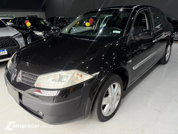 MEGANE 2.0 DYNAMIQUE SEDAN 16V GASOLINA 4P AUTOMÁTICO