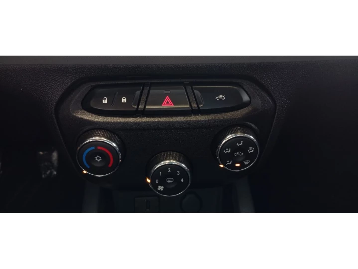 ONIX 1.4 MPFI LT 8V FLEX 4P MANUAL