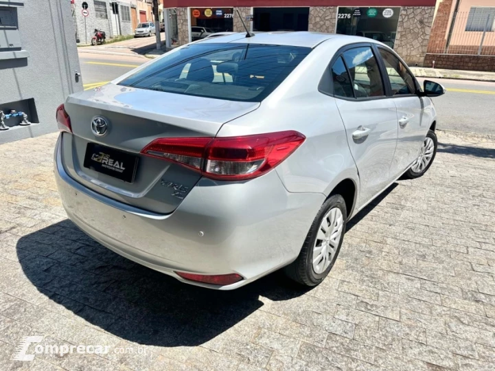 YARIS 1.5 16V Sedan XL Live