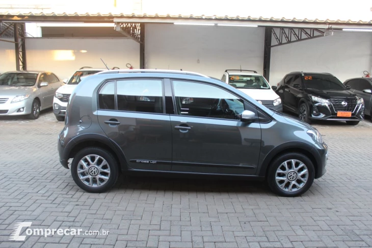 Cross UP 1.0 12V 4P TSI FLEX