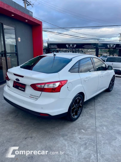 FOCUS 2.0 Titanium Fastback 16V