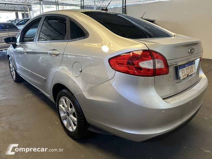 FIESTA 1.6 SE Sedan 16V