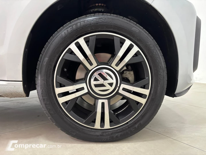 UP 1.0 170 TSI TOTAL FLEX CONNECT 4P MANUAL