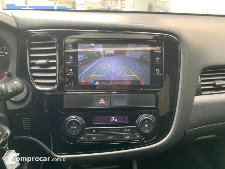 OUTLANDER 2.0 16V 160cv Aut.