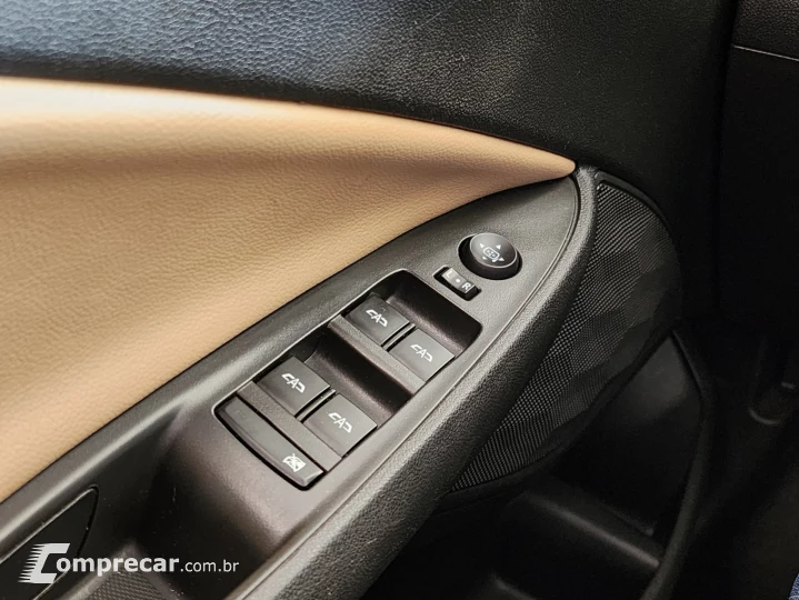 ONIX HATCH PREM. 1.0 12V TB Flex 5p Aut.