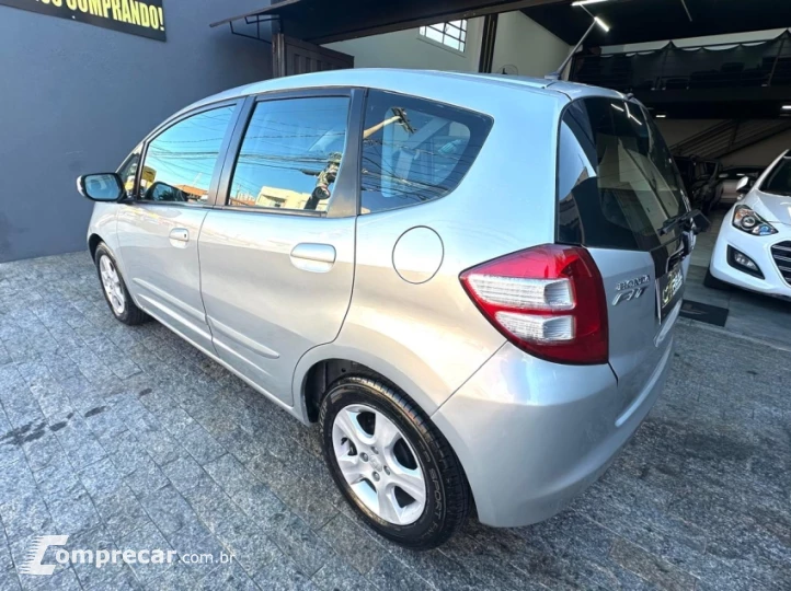 FIT 1.4 LX 8V