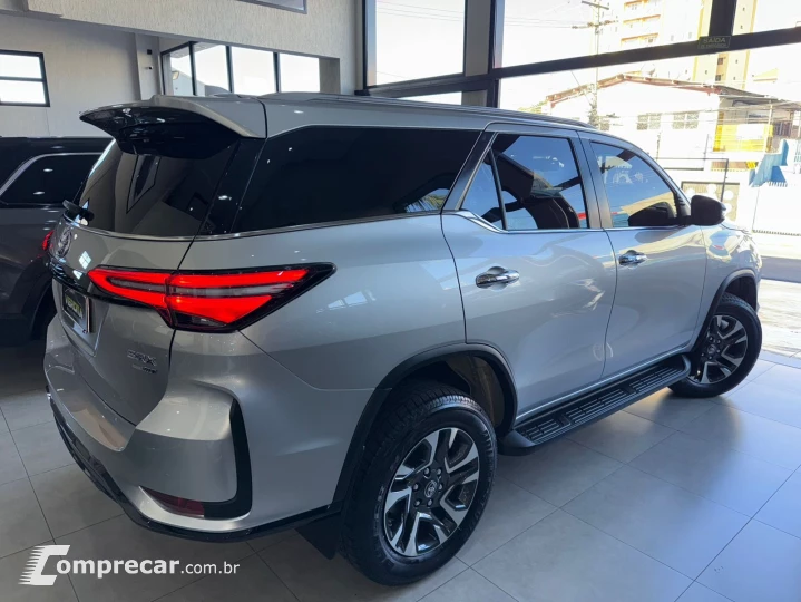 HILUX SW4 2.8 D-4d Turbo SRX Platinum 7L 4X4