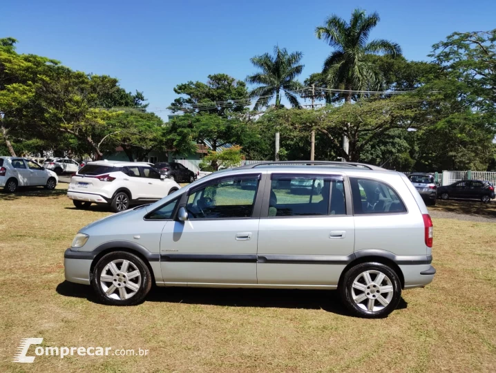 ZAFIRA 2.0 MPFI Elegance 16V