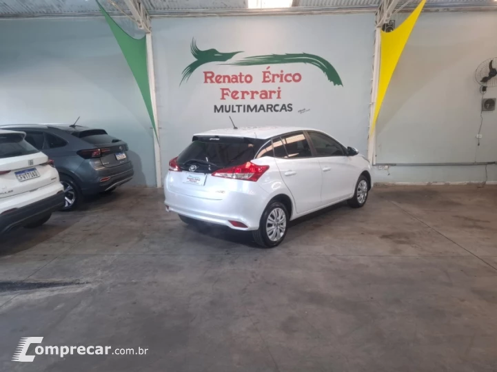 YARIS 1.5 16V Sedan XL Live