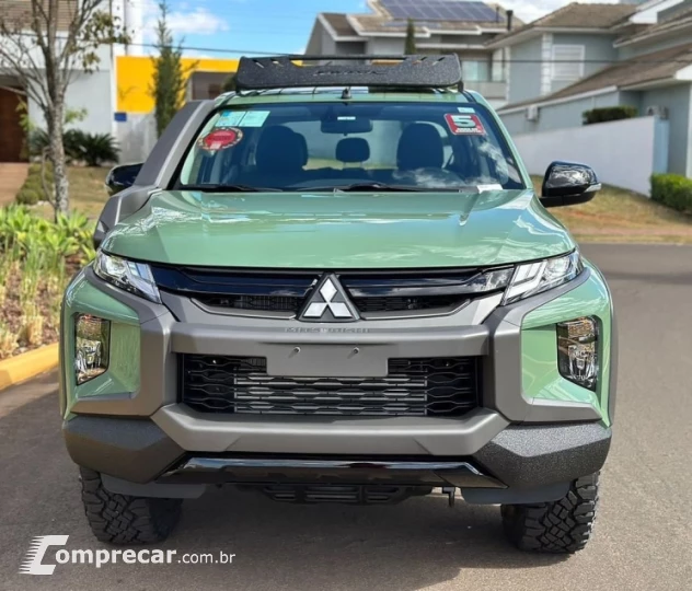 L200 TRITON 2.4 16V Turbo Sport Hpe-s Sertões CD 4X4