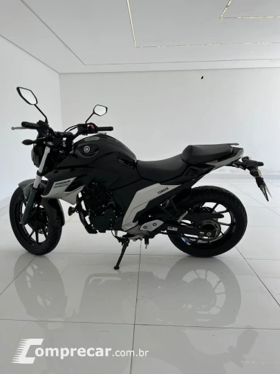 FAZER 250