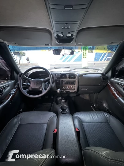 S10 2.4 MPFI EXECUTIVE 4X2 CD 8V FLEX 4P MANUAL