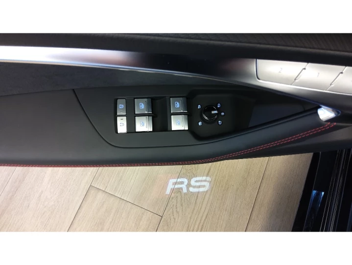 RS6 4.0 AVANT V8 TWINTURBO MHEV TIPTRONIC