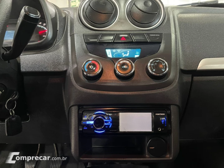 MONTANA 1.4 MPFI LS CS 8V FLEX 2P MANUAL