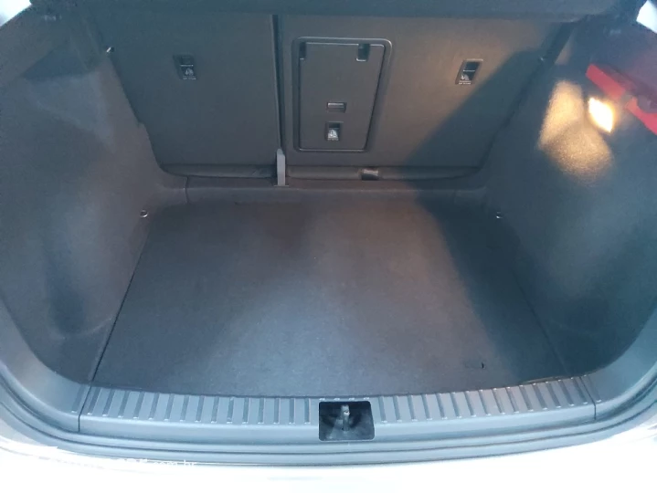 TAOS 1.4 250 TSI TOTAL FLEX HIGHLINE AUTOMÁTICO