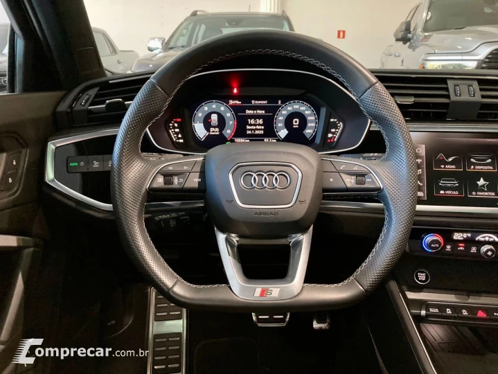 Q3 2.0 4P 40 TFSI PERFORMANCE BLACK QUATTRO TIPTRONIC AUTOMÁ