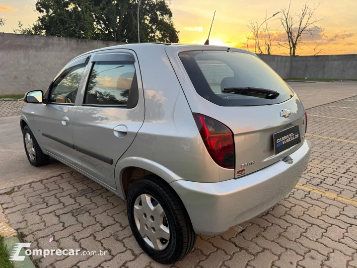 CELTA 1.0 MPFI LT 8V