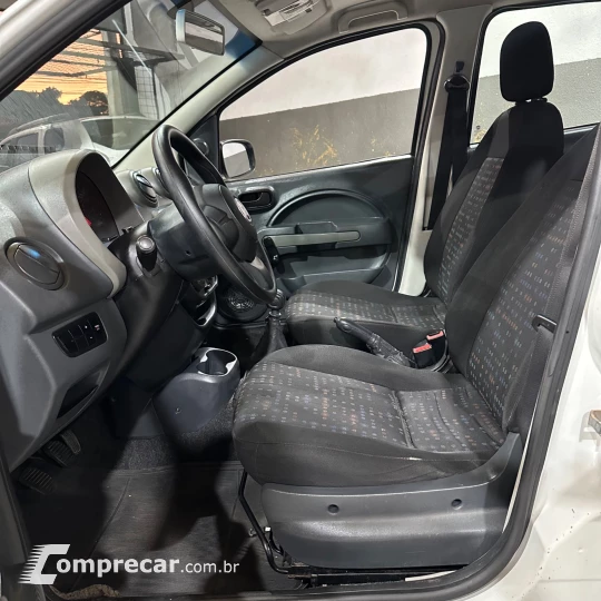 UNO 1.0 EVO VIVACE 8V FLEX 4P MANUAL