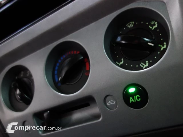 FIESTA SEDAN - 1.6 MPI CLASS SEDAN 8V 4P MANUAL