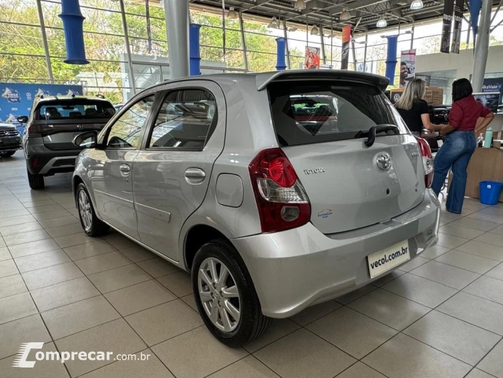 Etios Hatch 1.5 16V 4P FLEX X PLUS