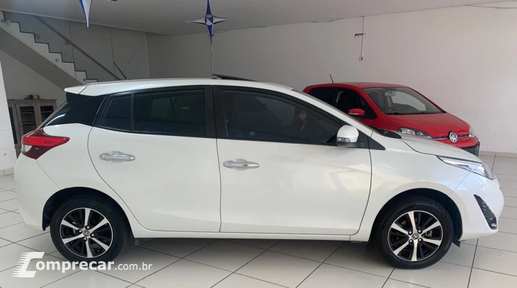 Yaris Hatch 1.5 16V 4P FLEX XLS CONNECT MULTIDRIVE AUTOMÁTIC