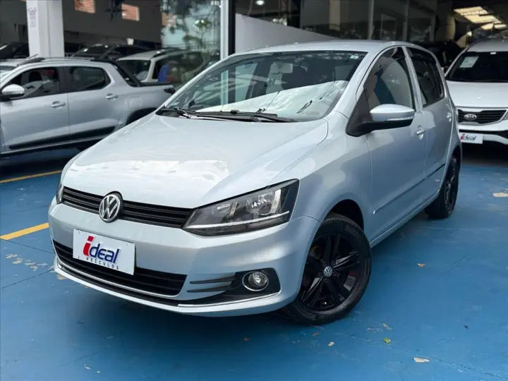 FOX 1.0 MI TRENDLINE 8V FLEX 4P MANUAL