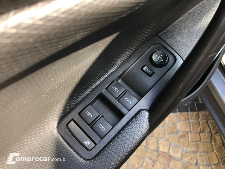 Tracker 1.0 Turbo Flex Lt Automático