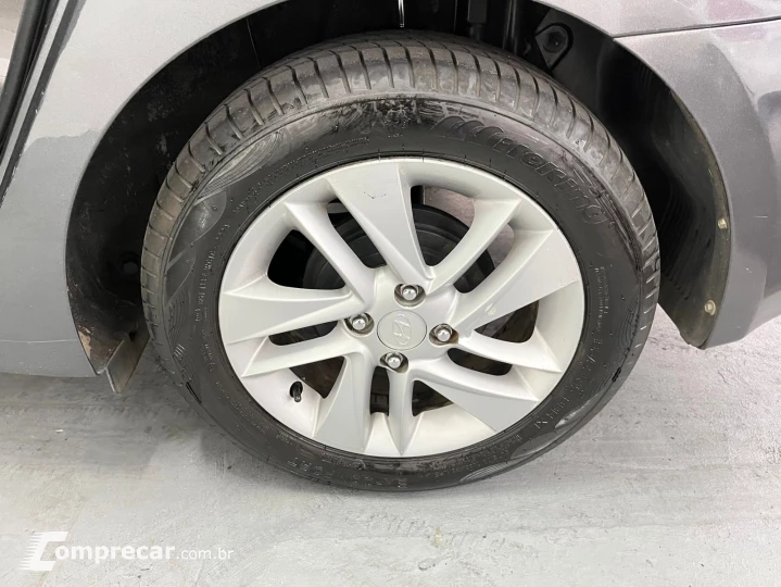 HB20S Premium 1.6 Flex 16V Mec. 4p