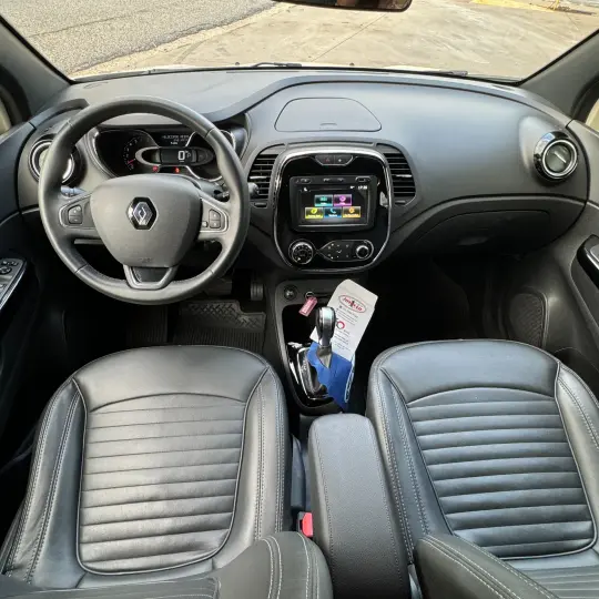 CAPTUR Intense 2.0 16V Flex 5p Aut.
