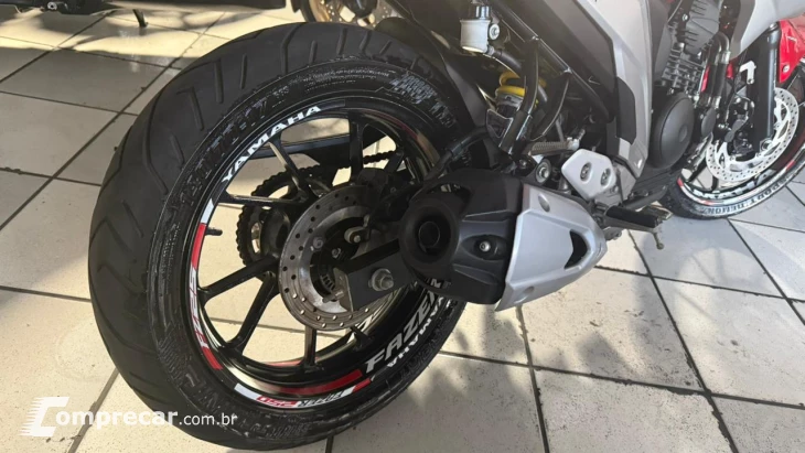 FZ25 ABS