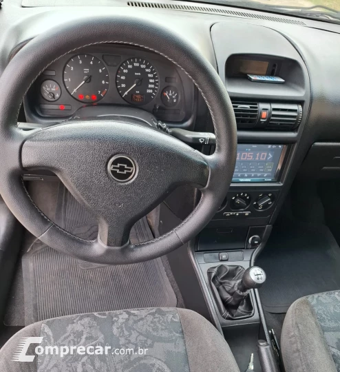 ASTRA 1.8 MPFI GL 8V