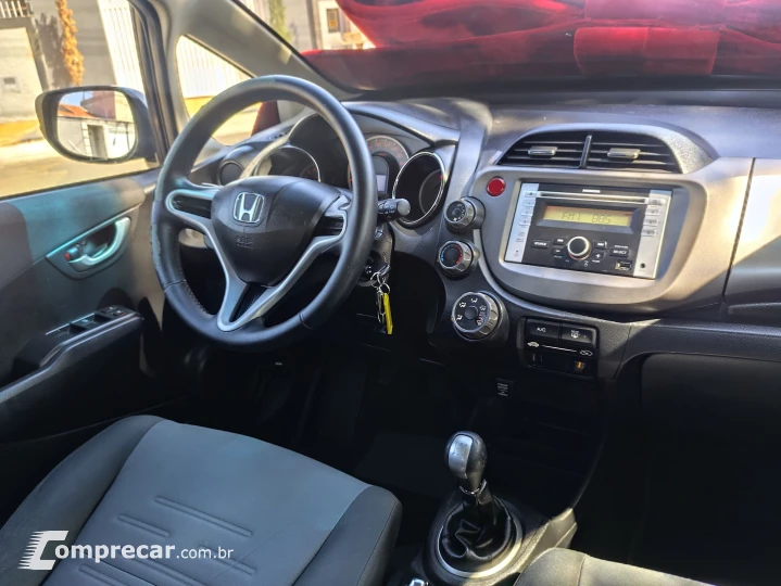 FIT 1.4 LX 16V FLEX 4P MANUAL
