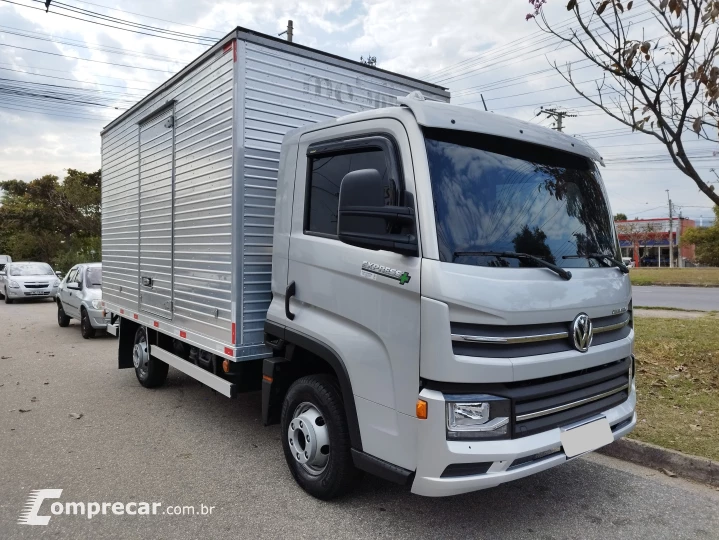 Volkswagen Delivery Express+ 3.0 Prime + Baú
